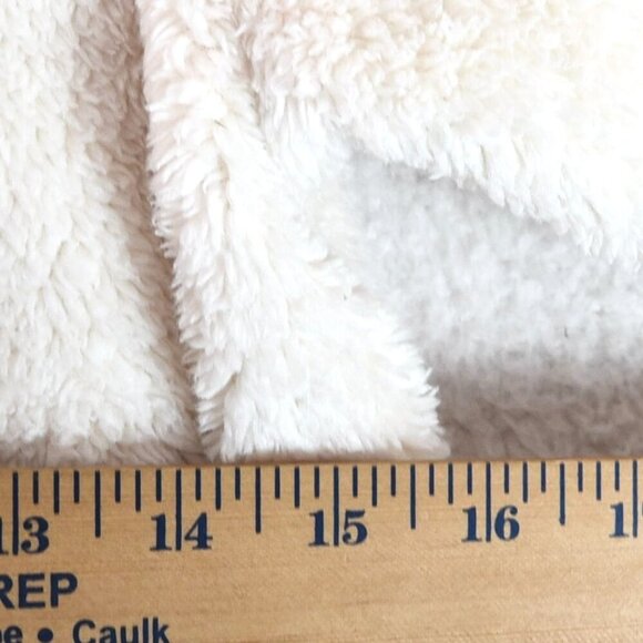 Tokyo Japan Disney Sherpa Pullover 120CM (6-7) Kidcore Cozy - Picture 8 of 8